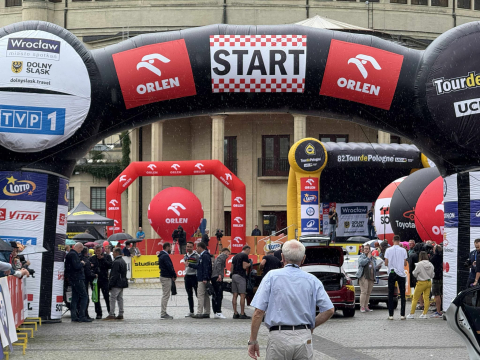 Kraksa przed metą na Tour de Pologne! Za nami pierwszy etap z Wrocławia do Legnicy - 1