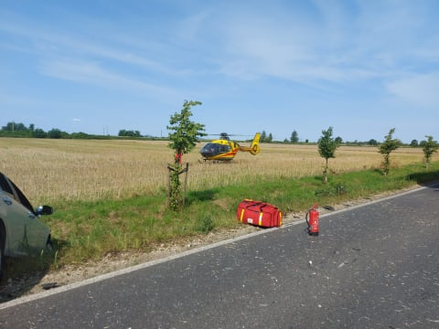 Cztery osoby poszkodowane, w tym dziecko. Poważny wypadek na trasie Strzelin-Wrocław - 0