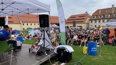 Historia polskiego himalaizmu w Pałacu Sobieszów. Trwa festiwal "Stary Base Camp" w Jeleniej Górze - 2