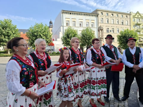 Lista Przebojów Ludowych w plenerze. Byliśmy na Festiwalu Folkloru w Strzegomiu! [ZOBACZ] - 9