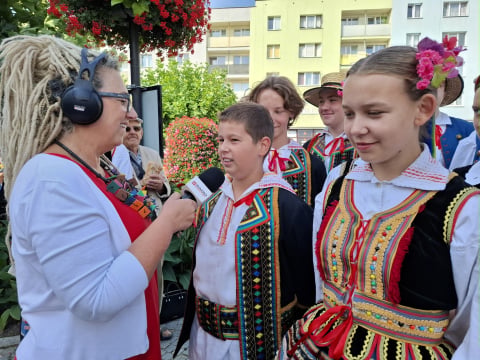 Lista Przebojów Ludowych w plenerze. Byliśmy na Festiwalu Folkloru w Strzegomiu! [ZOBACZ] - 16