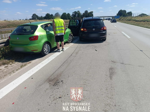 4 samochody zderzyły się na autostradzie A4. Korek w stronę Wrocławia [ZDJĘCIA] - 4