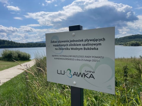Motorówki i skutery opanowały Bukówkę. Starostwo wycofało się z zakazu, ale mieszkańcy mają dość hałasu - 0