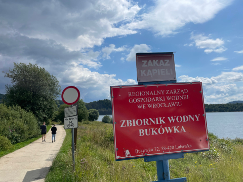 Motorówki i skutery opanowały Bukówkę. Starostwo wycofało się z zakazu, ale mieszkańcy mają dość hałasu - 2