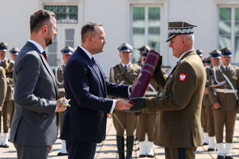 Awansowani przez prezydenta Nawrockiego. Dolnośląskie akcenty wśród nominowanych generałów Wojska Polskiego - 0