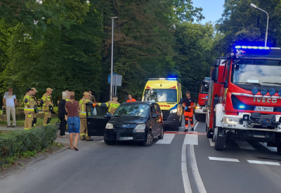 Oleśnica: 76-latek bez uprawnień potrącił trzy dziewczynki na przejściu dla pieszych