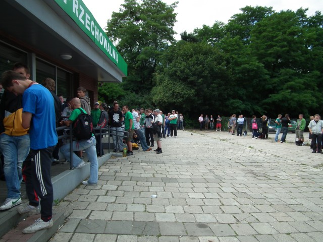 Kibice walczą o bilety (ZOBACZ) - 1