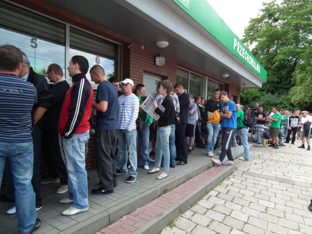 Kibice walczą o bilety (ZOBACZ) - 5