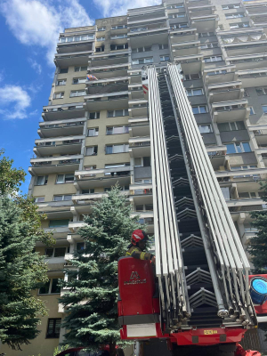 Tragiczny pożar mieszkania. Jedna osoba nie żyje. Ciało kobiety znaleziono na łóżku - 1