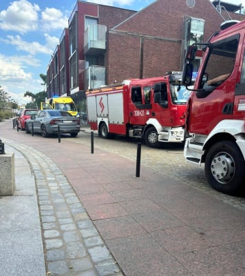 Mężczyzna zsunął się do Odry w centrum Wrocławia. Wcześniej spożywał alkohol - 1