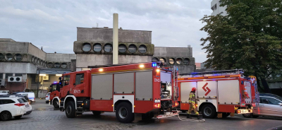 Pożar przy placu Grunwaldzkim we Wrocławiu! Jedna osoba trafiła do szpitala - 3