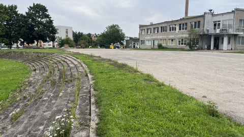 We wrześniu ruszy budowa stadionu we Lwówku Śląskim. "Będzie jednym z najlepszych w regionie" - 1