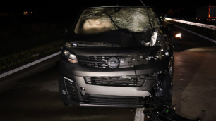 Śmiertelne potrącenie pieszego na autostradzie A4. Kierowcy stali w ogromnych korkach