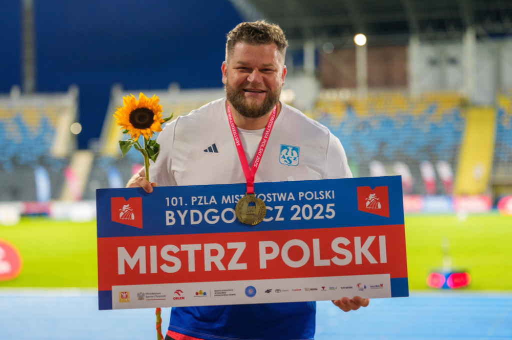 Medale wrocławskich biegaczy i kolejny triumf Fajdka - Paweł Fajdek triumfował w Bydgoszczy z najlepszym wynikiem w sezonie