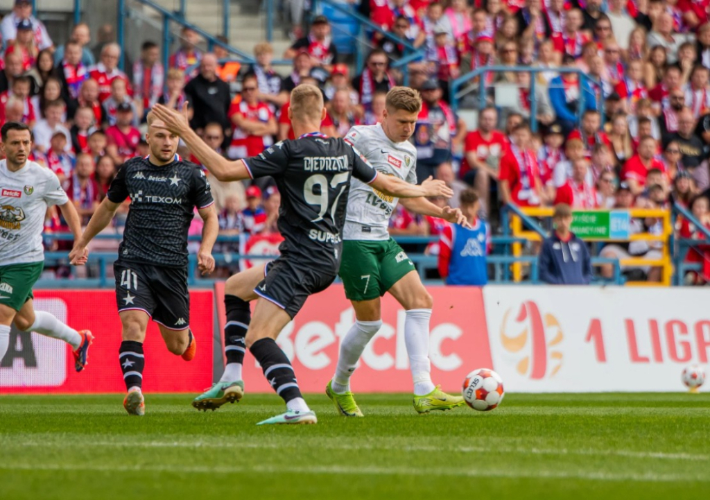 Blamaż Śląska w Krakowie - Wrocławianie dostali srogą lekcję futbolu na stadionie Wisły