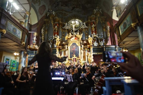 "Muzyka klasyczna się nie starzeje". Trwa festiwal Silesia Sonans w Jeleniej Górze - 0