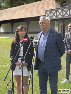 Znani artyści zmierzą się w zawodach jeździeckich. Sprawdź, kto przyjedzie do Zamku Książ - 0