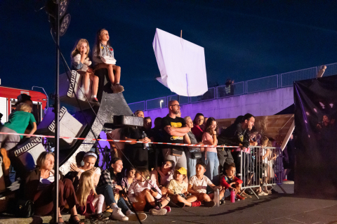 Gorące atrakcje na zakończenie wakacji. Startuje 9. Dolnośląski Festiwal Ognia w Wałbrzychu - 0