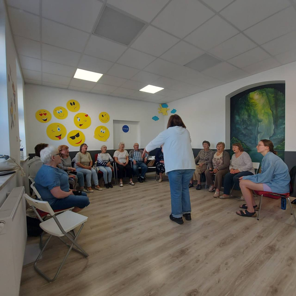 Sami swoi: &laquo;Вмієш говорити &ndash; будеш і співати&raquo;. Хор &laquo;Співаночки&raquo; 60+ з Вроцлава.