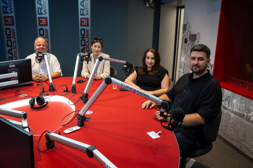 Debata samorządowa: Sprzedaż Śląska, przyszłość Sutryka i nowy podział Wrocławia - Debata samorządowa w Radiu Wrocław.
