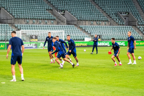 Francuskie gwiazdy na wrocławskim stadionie. Mamy zdjęcia z obu treningów! [GALERIA] - 20