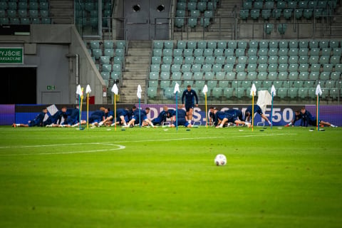 Francuskie gwiazdy na wrocławskim stadionie. Mamy zdjęcia z obu treningów! [GALERIA] - 25
