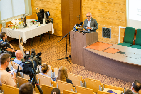 Pierwszy pacjent otrzymał wyprodukowane w Polsce komórki CAR-T. To szansa dla chorych na chłoniaka - 6