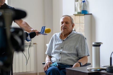Pierwszy pacjent otrzymał wyprodukowane w Polsce komórki CAR-T. To szansa dla chorych na chłoniaka - 8