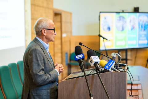 Pierwszy pacjent otrzymał wyprodukowane w Polsce komórki CAR-T. To szansa dla chorych na chłoniaka - 15