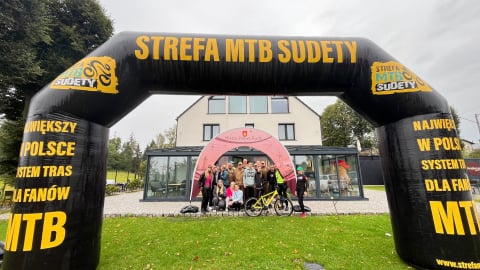 Ostre Koło na otwarciu nowej trasy MTB „9 Wzgórz”. To 52 wymagające kilometry - 9