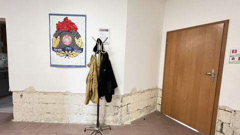 Ruszył remont jeleniogórskiej jednostki straży pożarnej, zniszczonej w powodzi. Ratownicy czekali rok - 7