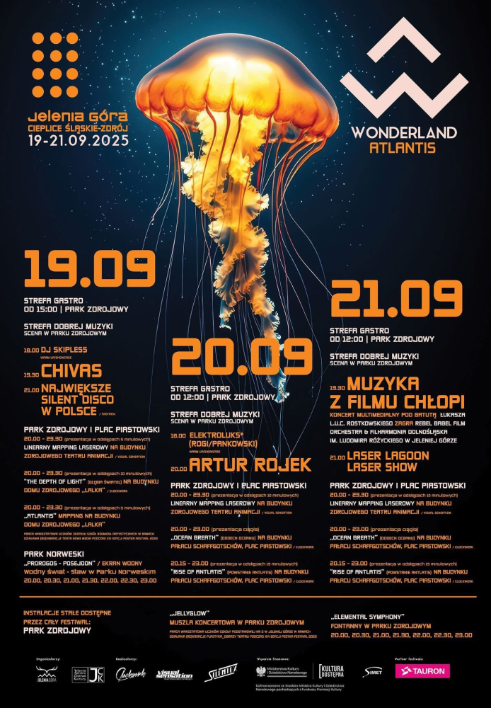 Festiwal Światła w Jeleniej Górze. Wśród gwiazd Artur Rojek. Sprawdź atrakcje - Festiwal Światła w Jeleniej Górze. Na scenie pojawi się m.in Artur Rojek.