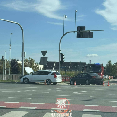 Trudny dzień na drogach Dolnego Śląska. Wielu kierowców stoi w korkach  [ZDJĘCIA] - 23