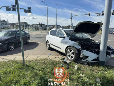 Trudny dzień na drogach Dolnego Śląska. Wielu kierowców stoi w korkach  [ZDJĘCIA] - 27