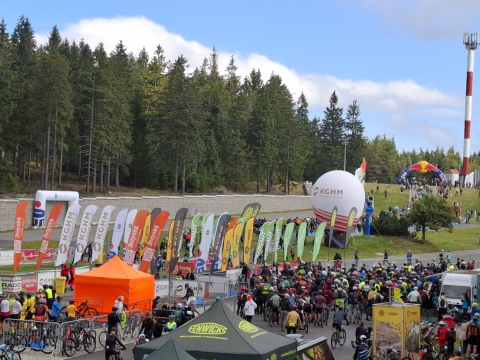 Rowerowy Bieg Piastów na Polanie Jakuszyckiej. Odwiedziliśmy kolarskie święto w Górach Izerskich - 4