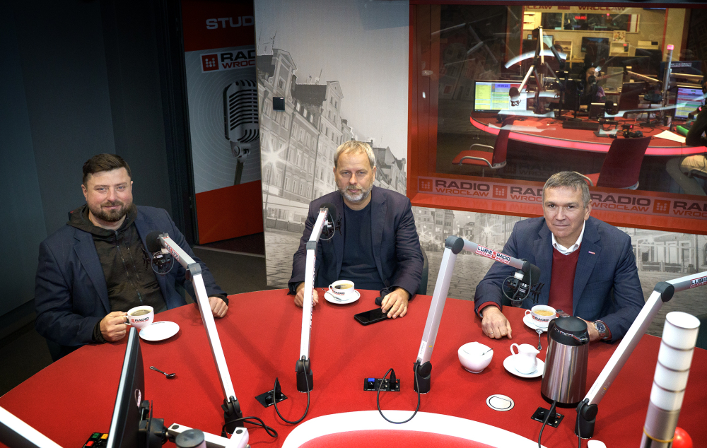 Debata parlamentarna Radia Wrocław: Ustawa o pomocy obywatelom Ukrainy, CPK, edukacja zdrowotna - Debata parlamentarna w Radiu Wrocław w każdy poniedziałek od godz. 8.10.
