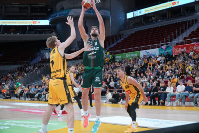 Zimny prysznic dla wrocławian na start rozgrywek