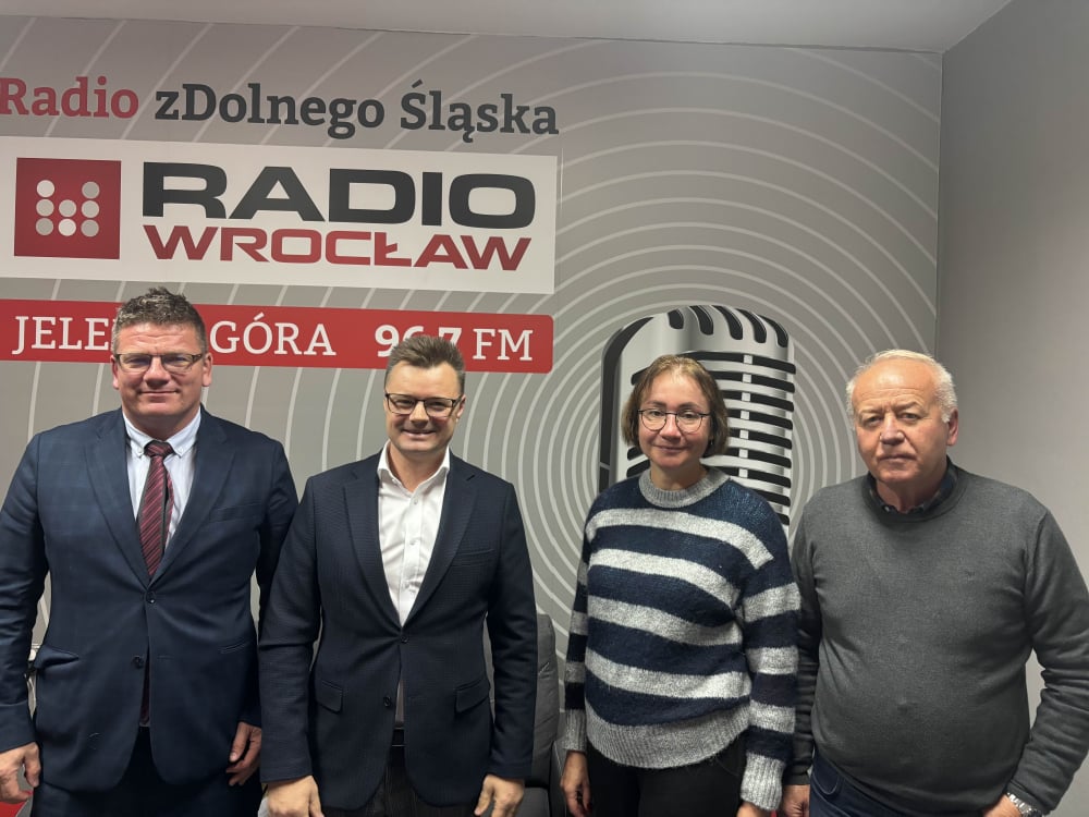 Różne punkty słyszenia: Problemy i wyzwania powiatu karkonoskiego - Różne punkty słyszenia w Radiu Wrocław. Od poniedziałku do piątku, po godzinie 20:00.
