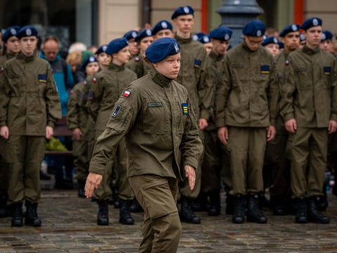 Chcą pomagać innym i dawać dobry przykład. Tak wyglądało ślubowanie uczniów klas mundurowych [ZDJĘCIA] - 0
