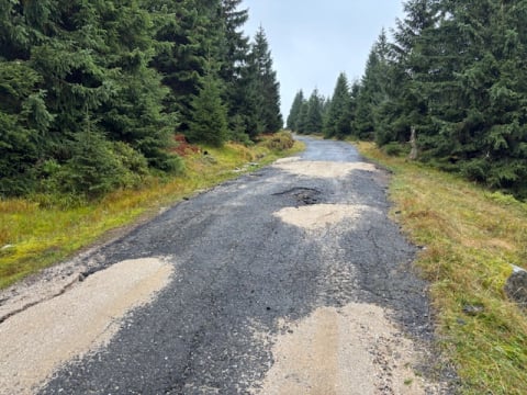Odnowią kultową trasę rowerową przez Przełęcz Karkonoską. Wspólny projekt Polski i Czech - 2