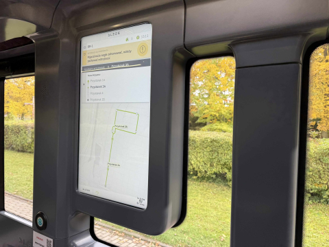Autonomiczny minibus już jeździ po Cmentarzu Osobowickim. Mamy zdjęcia i wideo - 2