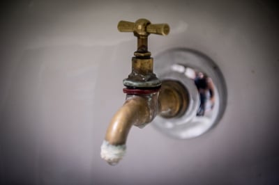 Osiem miejscowości z wodą niezdatną do spożycia. To trzecia taka gmina w regionie