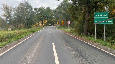 Znowu sp&oacute;r o drogę w powiecie karkonoskim. Starosta złożył zawiadomienie do prokuratury