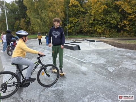 W Mieroszowie powstał skatepark. Pomogli go stworzyć młodzi mieszkańcy - 3