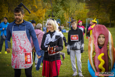 Bieg Halloweenowy Radia Wrocław. Tak bawiliśmy się w Parku Skowronim! [ZDJĘCIA, WIDEO] - 23