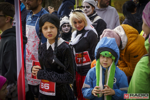Bieg Halloweenowy Radia Wrocław. Tak bawiliśmy się w Parku Skowronim! [ZDJĘCIA, WIDEO] - 32
