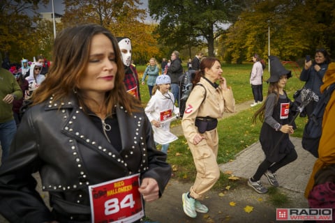 Bieg Halloweenowy Radia Wrocław. Tak bawiliśmy się w Parku Skowronim! [ZDJĘCIA, WIDEO] - 41