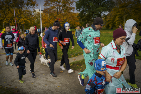 Bieg Halloweenowy Radia Wrocław. Tak bawiliśmy się w Parku Skowronim! [ZDJĘCIA, WIDEO] - 49