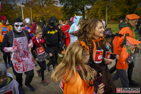 Bieg Halloweenowy Radia Wrocław. Tak bawiliśmy się w Parku Skowronim! [ZDJĘCIA, WIDEO] - 57