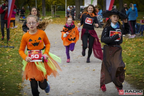 Bieg Halloweenowy Radia Wrocław. Tak bawiliśmy się w Parku Skowronim! [ZDJĘCIA, WIDEO] - 61